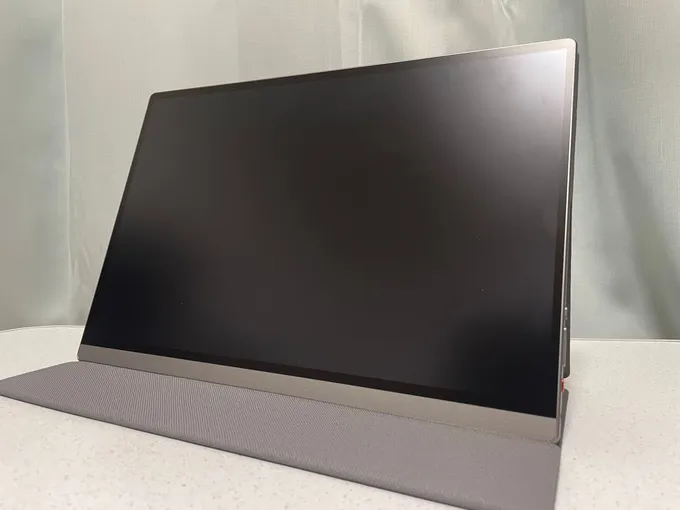 アリエクで4kタッチ付きモニターを2万円台で買った話