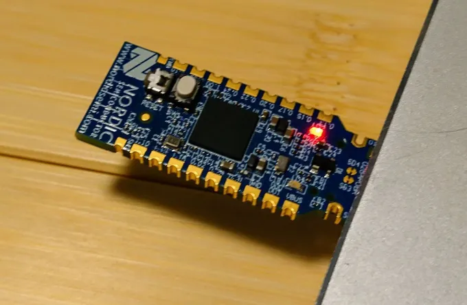 windows で zephyr 環境作って nRF52840 Dongle でLチカした道のり
